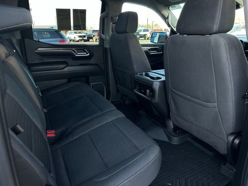 Used 2022 Chevrolet Silverado 1500 LT image 18