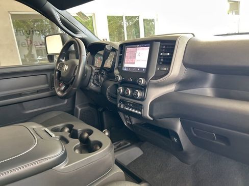 Used 2024 RAM 3500 Tradesman w/ Chrome Appearance Group AWD/4WD image 25