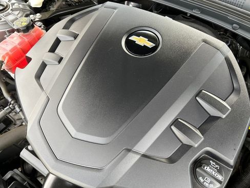 Used 2021 Chevrolet Camaro LT image 24