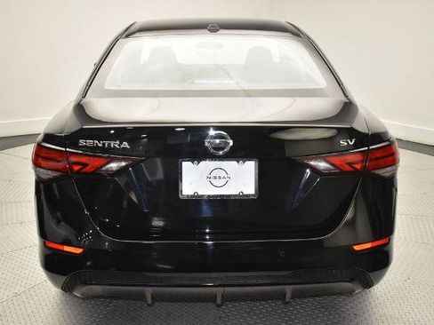 Certified 2023 Nissan Sentra SV FWD image 6