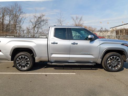 Used 2023 Toyota Tundra Limited AWD/4WD image 9
