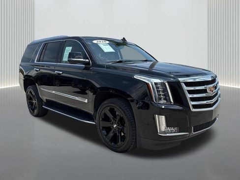 Used 2020 Cadillac Escalade 2WD image 3