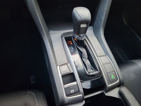 Used 2019 Honda Civic EX image 22
