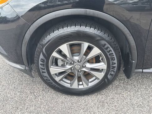 Used 2016 Nissan Murano S AWD/4WD image 9