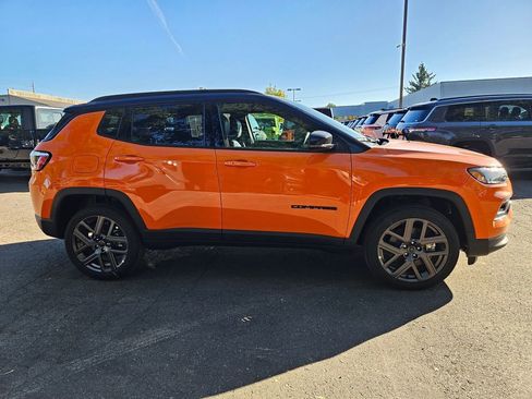 New 2026 Jeep Compass Limited image 8