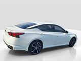 Used 2023 Nissan Altima 2.5 SR w/ SR Premium Package image 5