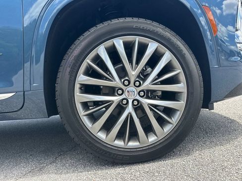 New 2026 Buick Enclave Avenir w/ Super Cruise Package FWD image 13