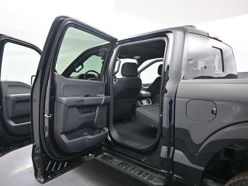 New 2026 Ford F150 XLT w/ Equipment Group 302A MID image 17