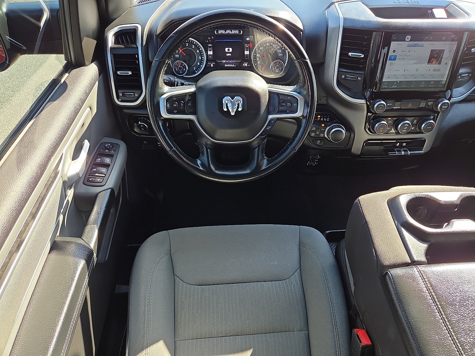 Used 2022 RAM 1500 Big Horn AWD/4WD image 11