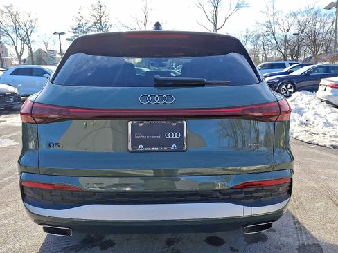Used 2025 Audi Q5 Premium w/ Convenience Package image 21