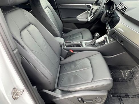 Certified 2025 Audi Q3 2.0T Premium Plus w/ Premium Plus Package image 14