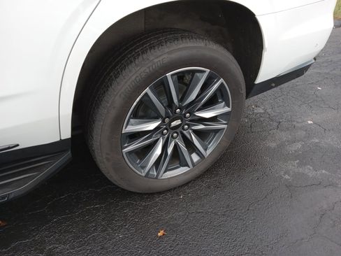 Used 2021 Cadillac Escalade Sport Platinum image 6