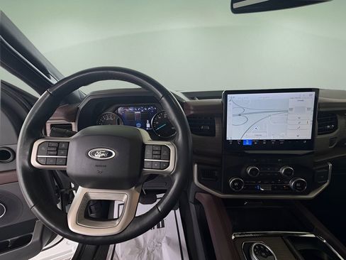 Used 2024 Ford Expedition Max Limited image 35