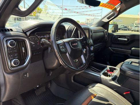 Used 2020 GMC Sierra 1500 AT4 w/ AT4 Premium Package AWD/4WD image 6