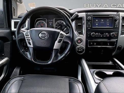 Used 2016 Nissan Titan PRO-4X AWD/4WD image 5