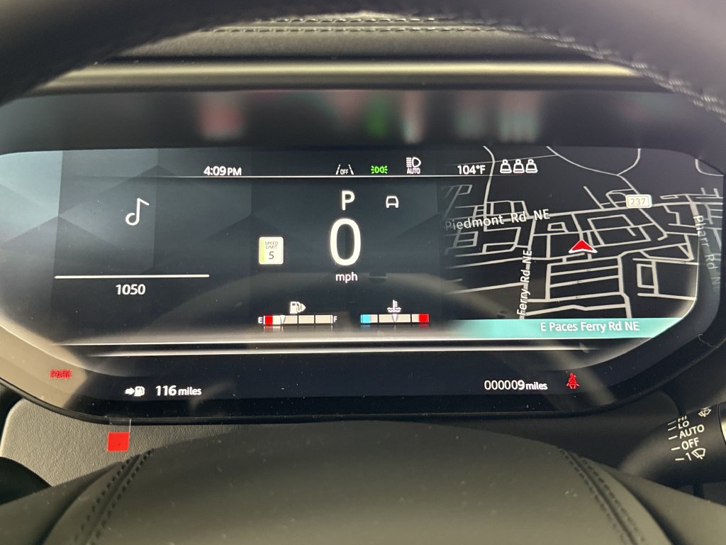 New 2027 Land Rover Range Rover Sport SE AWD/4WD image 24