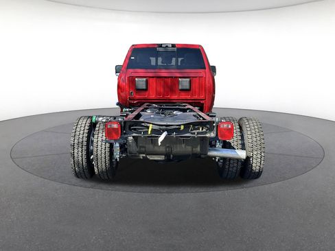 New 2026 RAM 5500 4x4 Crew Cab image 4