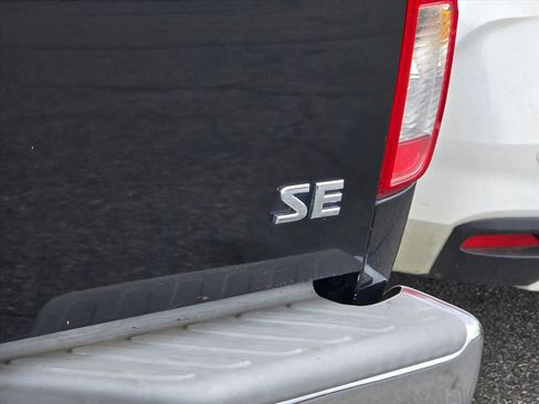 Used 2008 Nissan Frontier SE w/ SE Value Truck Pkg RWD image 13