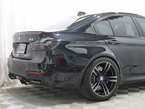 Used 2018 BMW M3 image 11