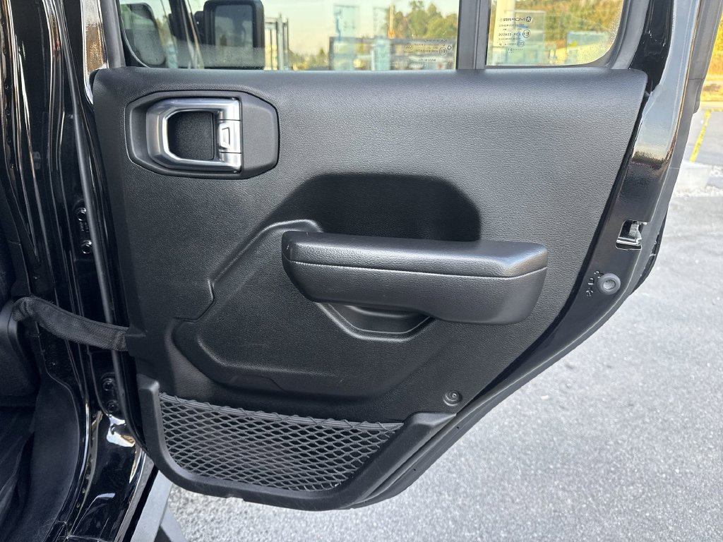Used 2021 Jeep Gladiator Sport AWD/4WD image 24