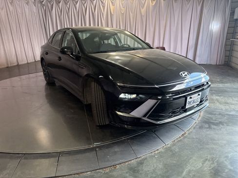 Used 2024 Hyundai Sonata SEL FWD image 3
