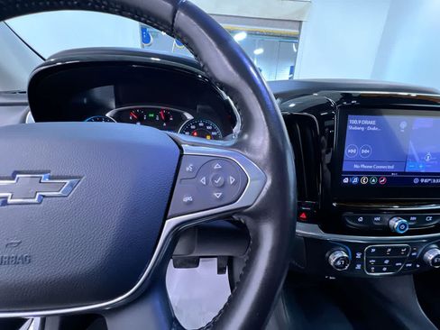 Used 2020 Chevrolet Traverse RS AWD/4WD image 21