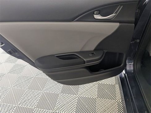 Used 2020 Honda Civic EX image 24
