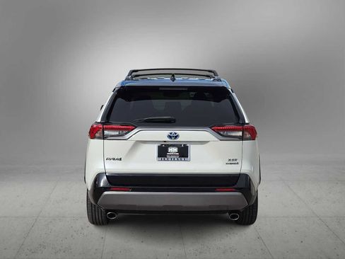 Used 2020 Toyota RAV4 XSE image 7