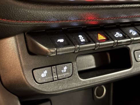 Used 2019 GMC Canyon All Terrain w/ All Terrain X Package AWD/4WD image 25