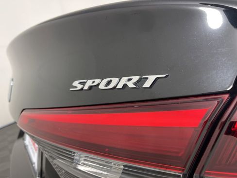 Certified 2024 Honda Civic Sport image 4
