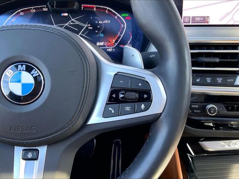 Used 2023 BMW X4 xDrive30i w/ M Sport Package AWD/4WD image 25