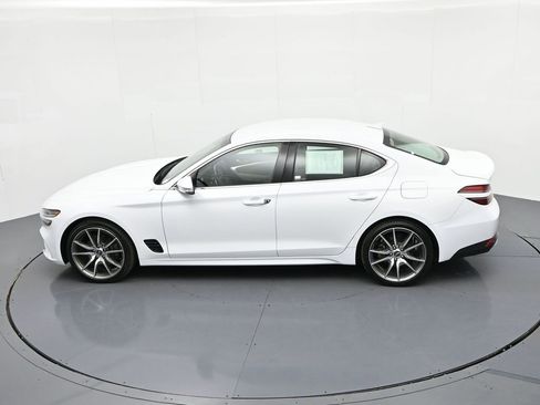 Used 2023 Genesis G70 2.0T image 19