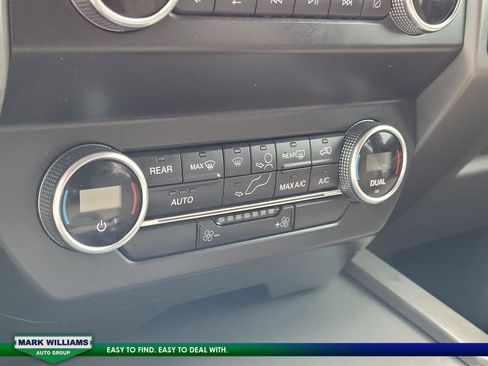 Certified 2019 Ford Expedition XLT w/ Equipment Group 201A image 24