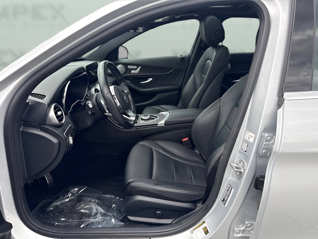 Used 2021 Mercedes-Benz C 300 Sedan image 5