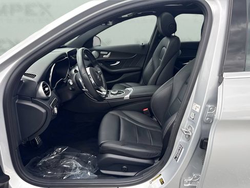 Used 2021 Mercedes-Benz C 300 Sedan image 5