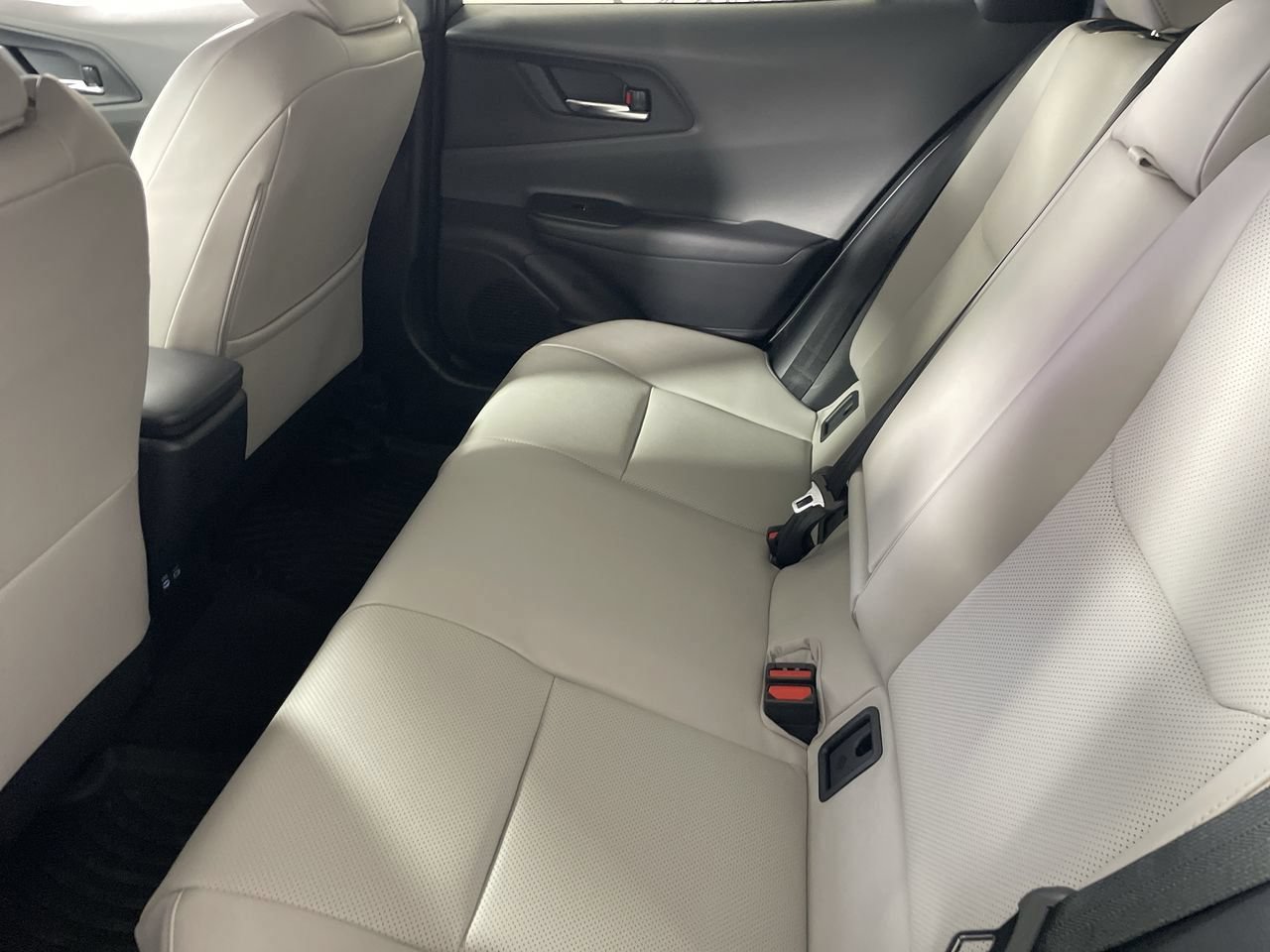 New 2026 Toyota Prius XLE FWD image 22