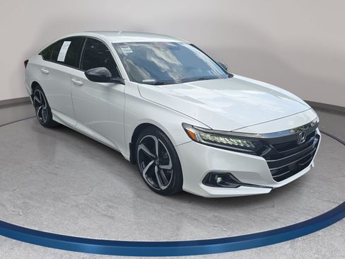 Used 2022 Honda Accord Sport image 3