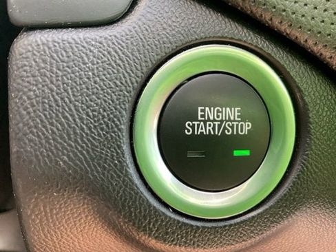 Certified 2021 Chevrolet Equinox Premier FWD image 31