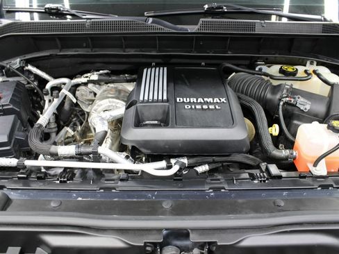 Used 2021 Chevrolet Silverado 1500 RST w/ Convenience Package II AWD/4WD image 27