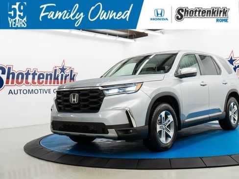 New 2025 Honda Pilot EX-L image 1