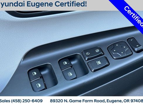 Used 2023 Hyundai Kona SE w/ Cargo Package image 16