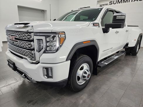 Used 2022 GMC Sierra 3500 Denali w/ Denali Ultimate Package image 7