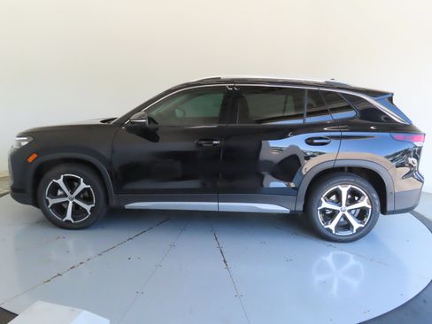 New 2026 Volkswagen Tiguan SE FWD image 7