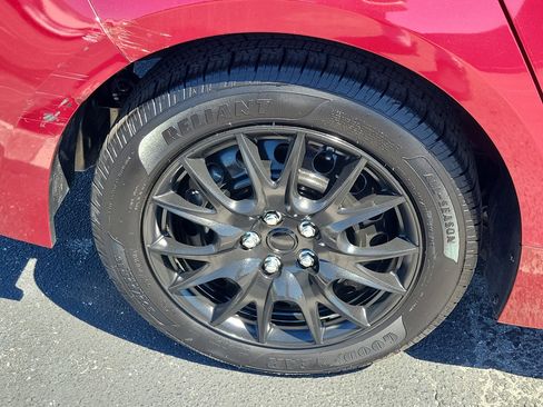 Certified 2023 Toyota Corolla LE image 10