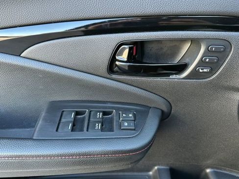 Used 2024 Honda Passport Black Edition image 10