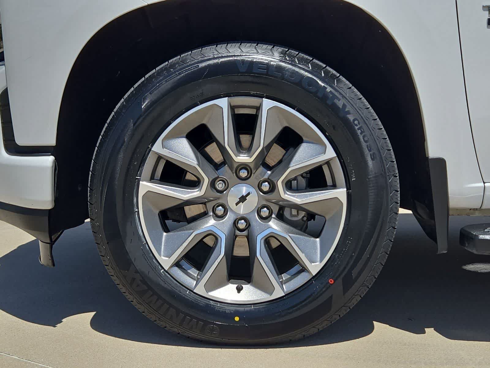 Used 2022 Chevrolet Silverado 1500 RST w/ Safety Package RWD image 13