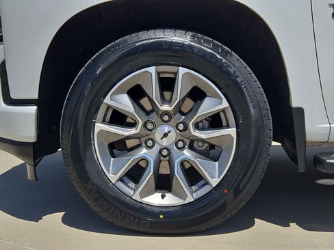 Used 2022 Chevrolet Silverado 1500 RST w/ Safety Package RWD image 13