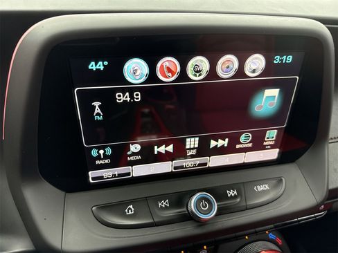 Used 2018 Chevrolet Camaro LT image 18