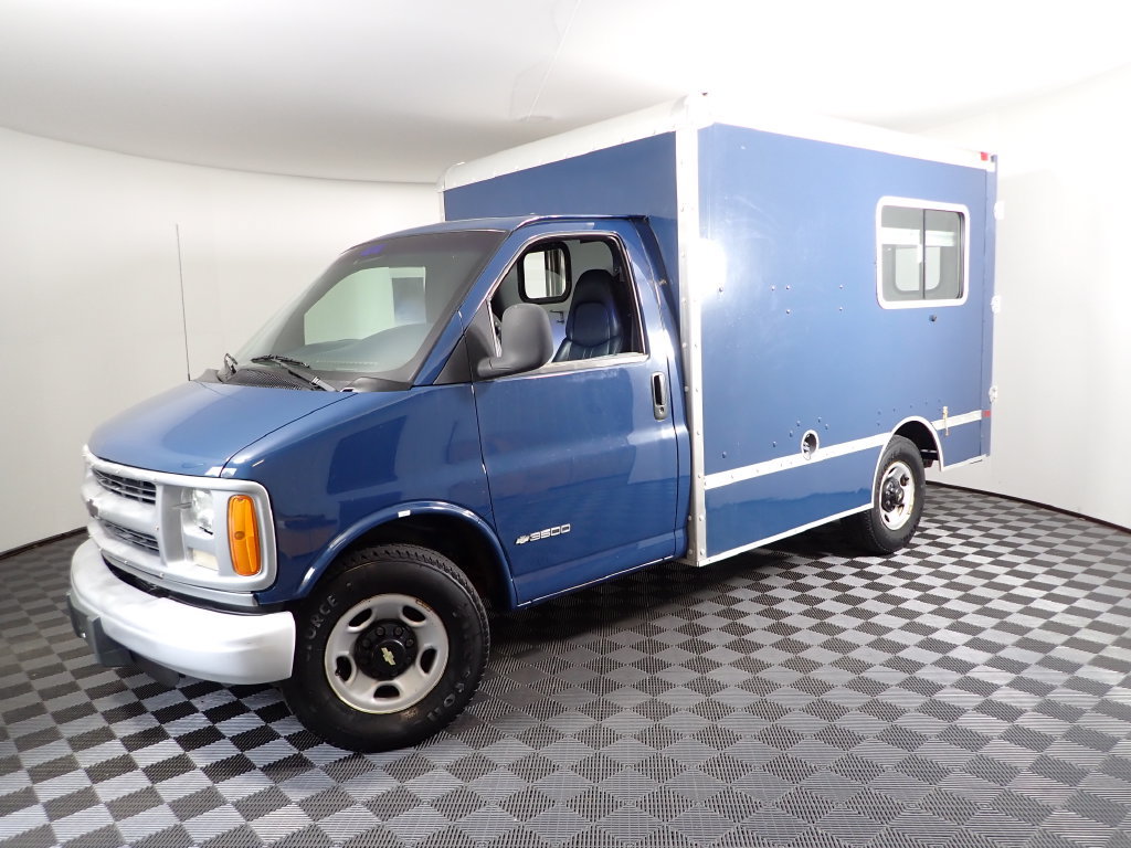 Used 1999 Chevrolet Express 3500 RWD image 8