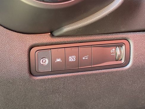 New 2025 Chevrolet Equinox EV RS w/ Convenience Package II image 21